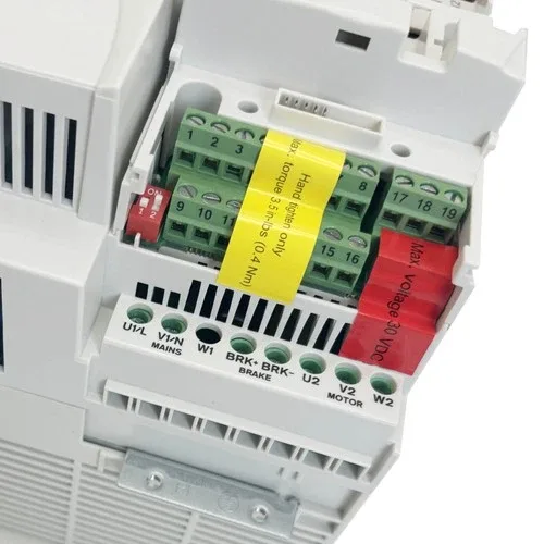ABB ACS355-01U-09A8-2 4