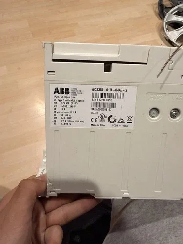ABB ACS355-01U-0A67-2 AC Drive 4