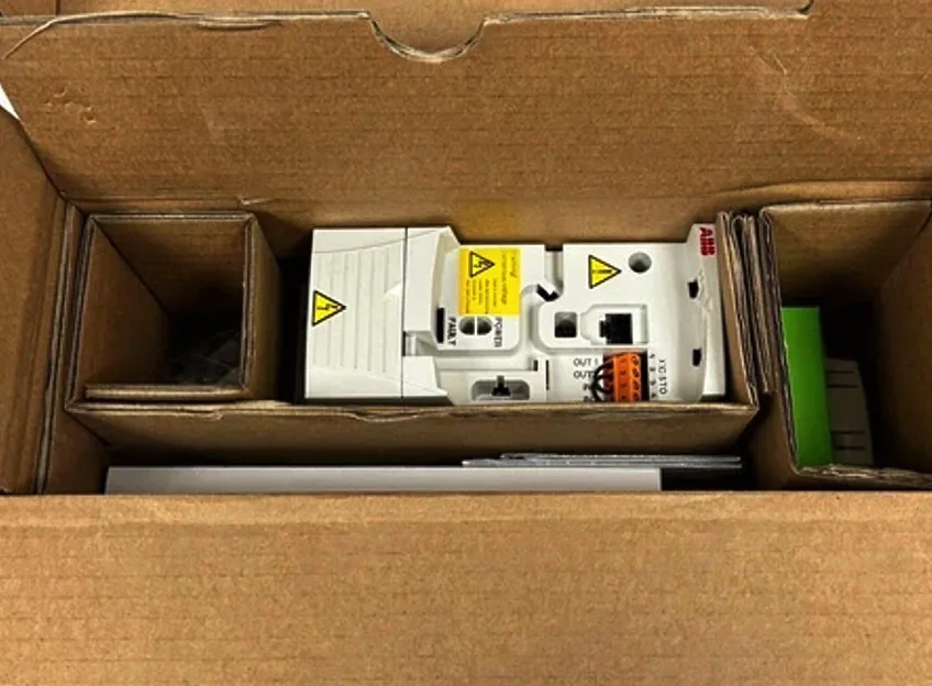 ABB ACS355-03U-02A4-4+J404 AC DRIVE VFD ACS35503U02A44J404
