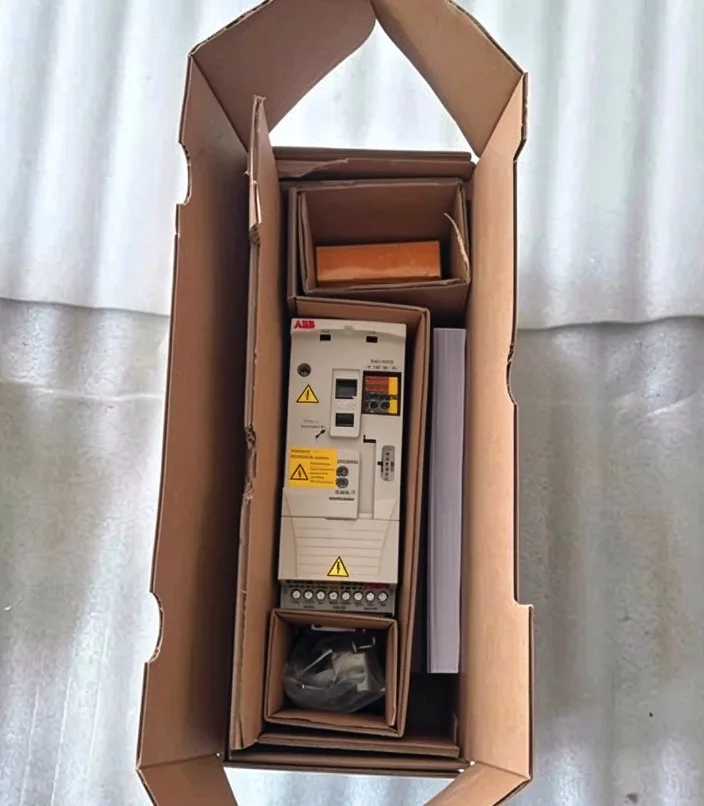 ABB ACS355-03U-07A3-4 inverter
