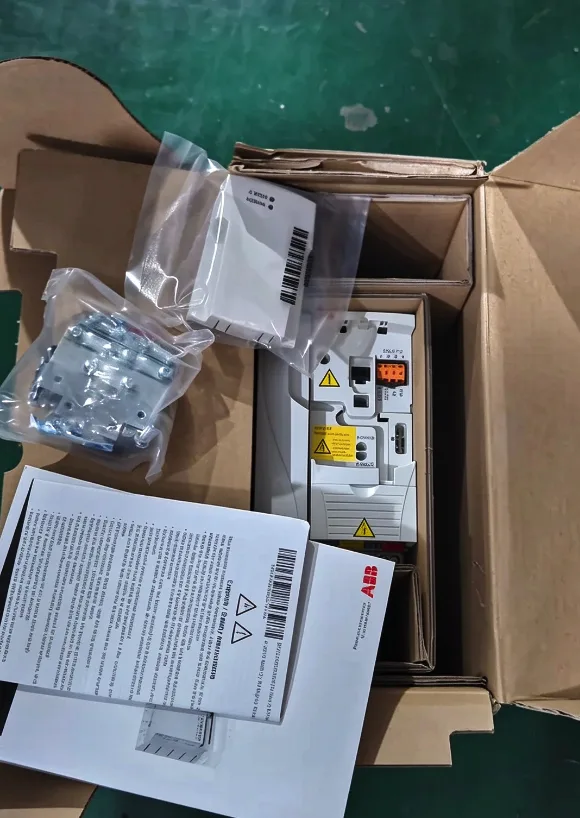 ABB ACS355-03U-17A6-2+J400 Inverter