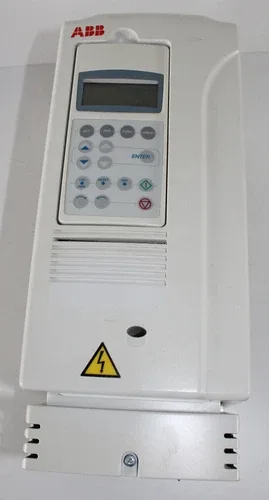 ABB ACS800-01-0004-3+E200 Drive 4