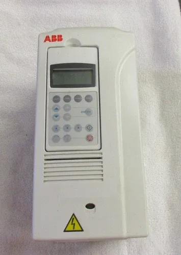ABB ACS800 AC Drive 3HP 380-500V ACS800-01-0004-5+E202+0J400