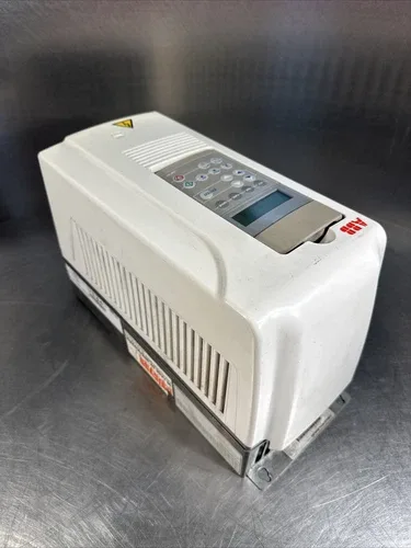 ABB ACS800-01-0004-5+E202+L500 Drive Out 3Ph 4.9A 0-300Hz (1B-01) 2