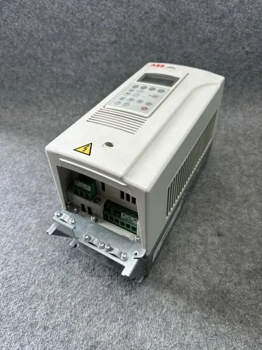 ABB ACS800-01-0005-3+E200+K454+L501+L503 +RPBA-01 Profibus Adapter +CDP 312R