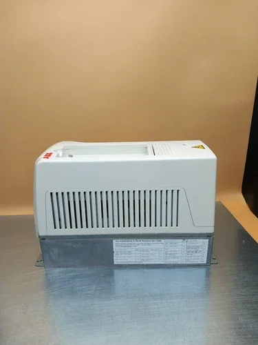 ABB ACS800-01-0005-3+E202+P901 LIKEW 4