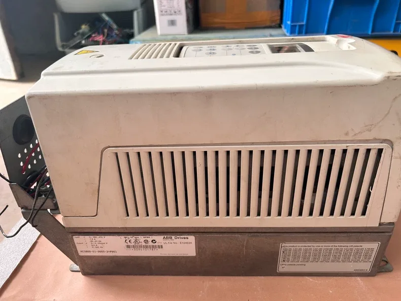 ABB ACS800-01-0005-3+P901 frequency converter 2