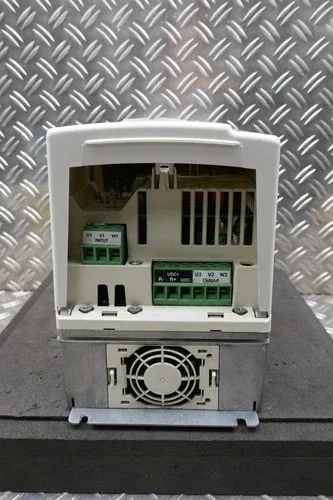 ABB ACS800 Frequency Inverter Type ACS800-01-0005-5+P904 3