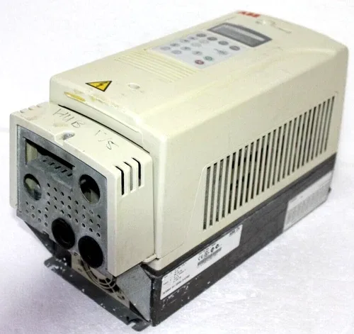 ABB ACS800-01-0006-3+E200 AC DRIVE 4kW