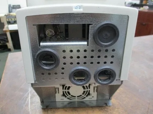 ABB ACS800 AC Drive ACS800-01-0009-5+E202+K451+L502+N653+R700 7.5HP 3Ph 3