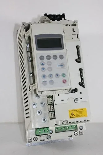 ABB ACS800-01-0011-5+E200 Drive IP21 13.1A