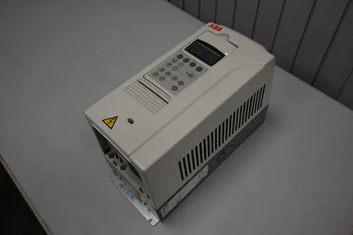 ABB ACS800-01-0011-5+K454+P901+Q950 Frequency Converter Drive 7.5kW 3 × 380-500V 3
