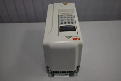 ABB ACS800-01-0011-5+K454+P901+Q950 Frequency Converter Drive 7.5kW 3 × 380-500V 4