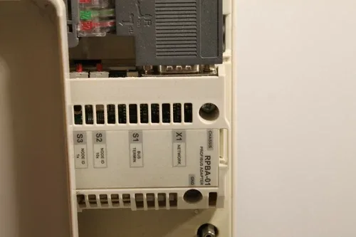 ABB ACS800-01-0016-3+E200+K454+L502 Drive 25A 3