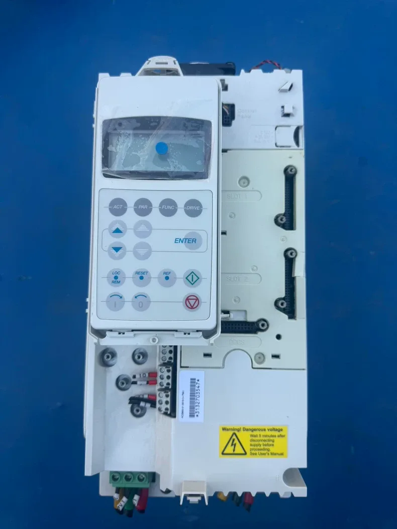 ABB Inverter ACS800-01-0016-3+P901 (ACS8000100163+P901) nl 2