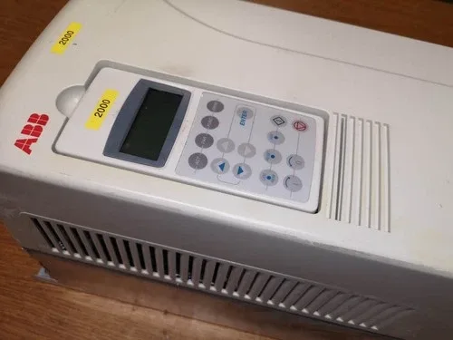 ABB ACS800 VFD Inverter ACS800-01-0016-7+E200 11kW 15HP 690V IP21 2