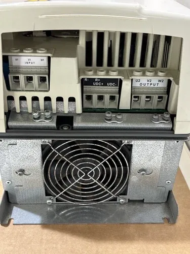 ABB ACS800-01-0030-3+E202+R701 Inverter 53A 2
