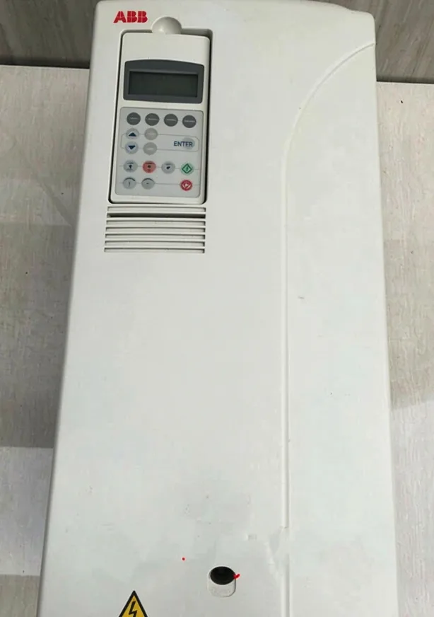 ABB Inverter ACS800-01-0030-3+P901 30KW 380V 2