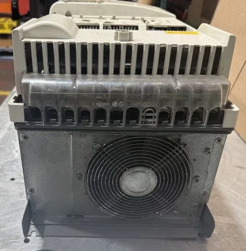 ABB ACS800-01-0050-5+D150 Surplus 2