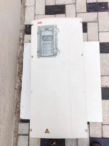 ABB ACS800-01-0060-5-B056+C132+E200 Drives 2