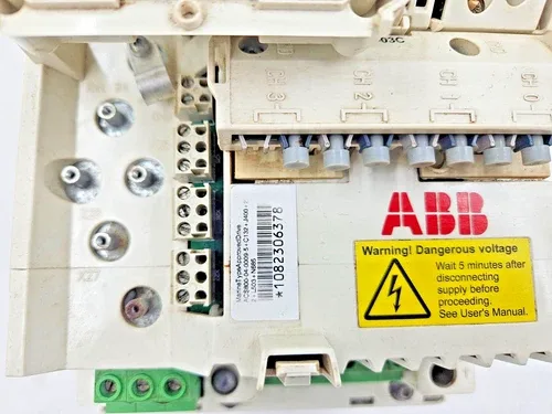 ABB ACS800-04-0009-5+C132+J400+2L502+L503+N685 DRIVE 4