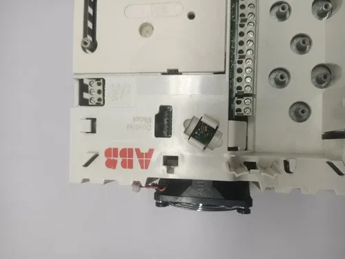 ABB ACS800-04-0020-5 4