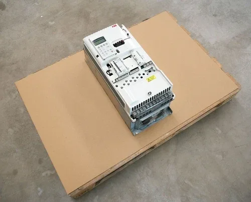 ABB ACS800-04-0040-3+E202+K454+L509+N651+P901+R701 37kW Frequency Inverter