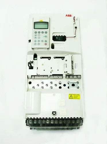 ABB ACS800-04-0040-3+E200+J400+K467+L509+N651+P901+R701 37kW Inverter 4