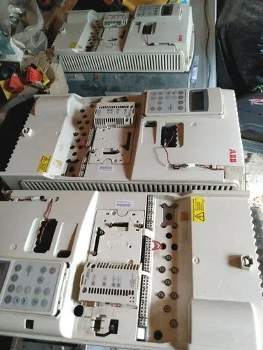 ABB ACS800-04-0070-5+C132+J400+K454 Marine Type Approved AC Drive 3