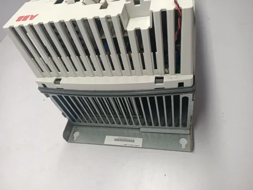 ABB ACS800-104-0011-7+Q950 VFD 10HP – 4