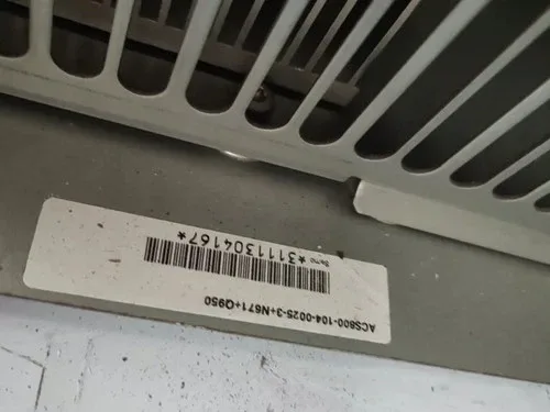 ABB ACS800-104-0025-3+N671+Q950 Brand-unpacked frequency converter 4