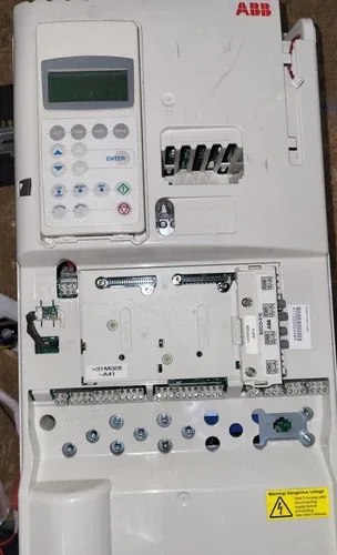 ABB Oy ACS800-104-0040-3 37kW DC input