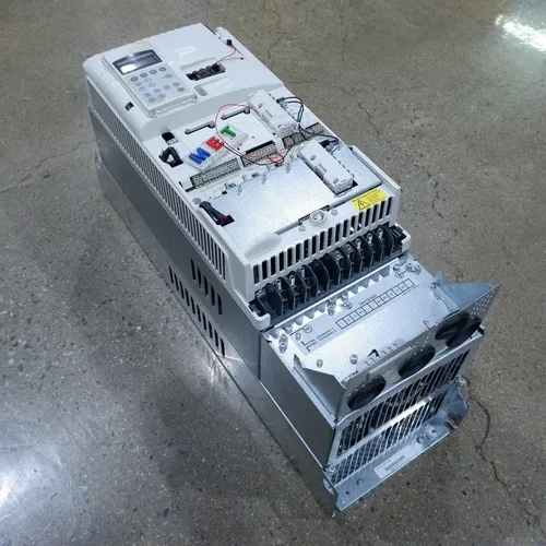 ABB ACS800-31-0020-3+E200 single drive ACS8003100203+E200