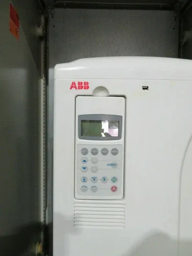 ABB ACS800-31-0100-3 Frequency Inverter 90kW 165A 125kW Inverter IP21 3
