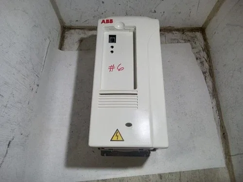 ABB ACS800-U1-0004-5+P901+V944 (L13D)