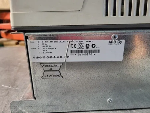 ABB SURPLUS ACS800-U1-0030-7+K454 L503 25 hp 600 Volts 3-Phase VFD 2