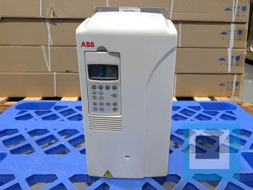 ABB ACS800-U1-0030-7 25 hp 600 V AC Drive ACS800-U1-0030-7+P901