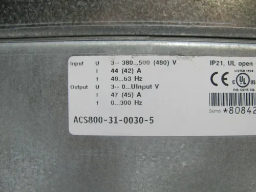 ABB ACS800-U31-0030-5 30HP VS AC Drive 480V 3 PH ACS-800 30 HP 45A 30-KVA 4