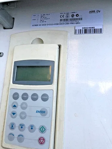 ABB Drive ACS800-02-0210-3+C111+F250+K454+L508+P901+Q951 ACS800-02-0210-3 2