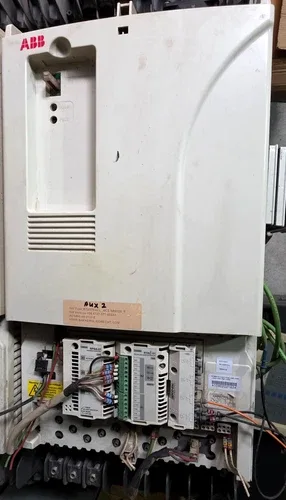 ABB AC DRIVE - ACS800-04-0120-5+D150+J400+K454+L502+L509+P901+Q950