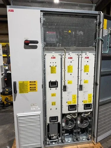 ABB INVERTER set of 3 Drive VFD ACS800-104-0610-5+E205+V991 700A LOT 2