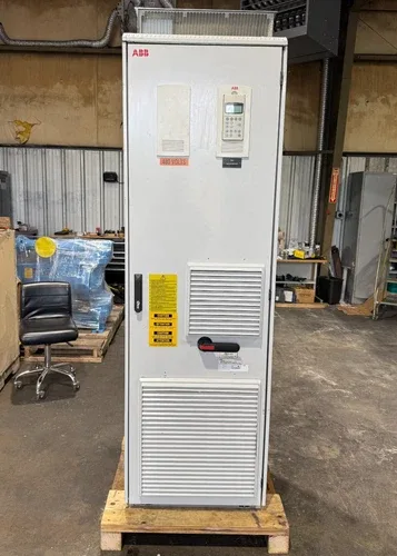 ABB 150 HP / 110 KW inverter Drive VFD ACS800-37-0170-5+B054+C129+8L506