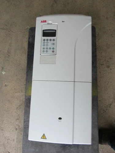 ABB ACS800-U1-0100-5+D150+P901 100HP 380-500V 124A VFD NICE TAKEOUT