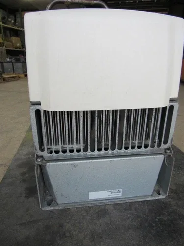 ABB ACS800-U1-0100-5+D150+P901 100HP 380-500V 124A VFD NICE TAKEOUT 4