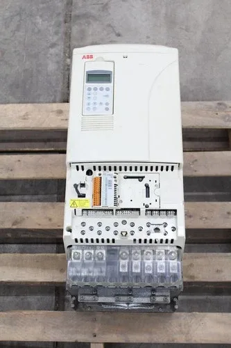 ABB ACS800-U1-0100-5+P901 3-Phase Wall Mounted 100HP AC Drive