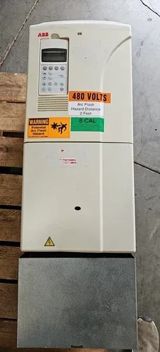 ABB ACS800-U1-0120-5+L503+P901 Drive 125 HP (1B-33)