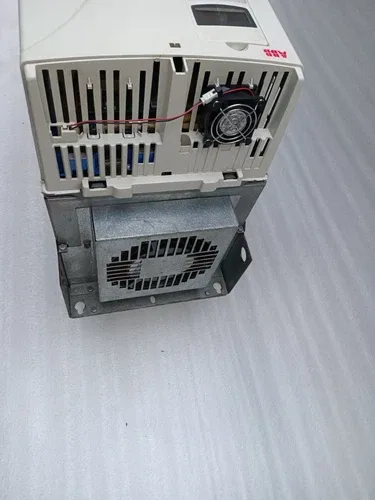 ABB ACS800-U11-0120-5 Variable Frequency Drive (VFD) – 4