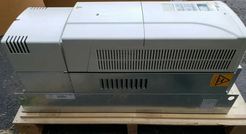 ABB ACS800-U31-0070-5 HIGH PERFORMANCE INDUSTRIAL AC DRIVE 3PH 75HP 3