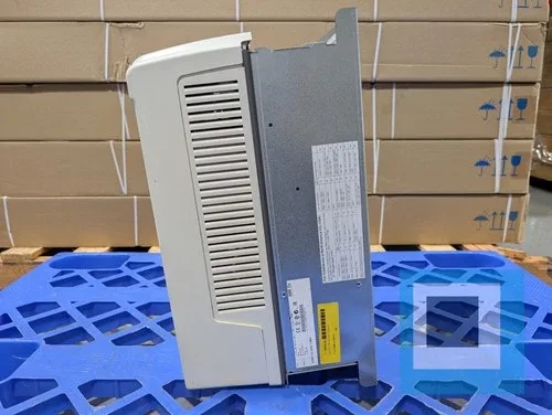 ABB ACS800-01-0030-7 33 AMP AC Drive VFD ACS800-01-0030-7+Q967 3