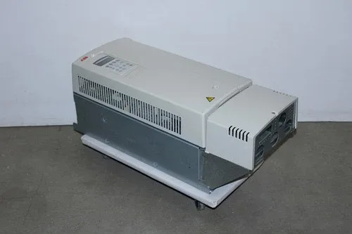 ABB ACS800-01-0105-5 Drive 145A 2